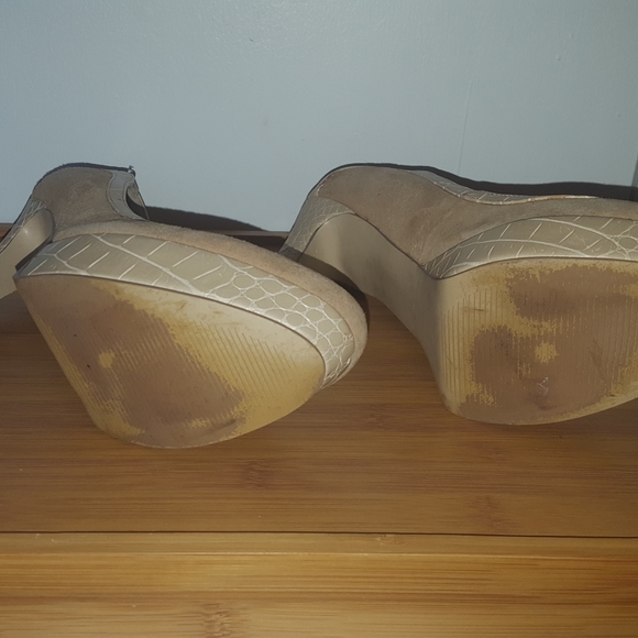 Adurey Brooke platform leather suede high heel - Picture 5 of 7